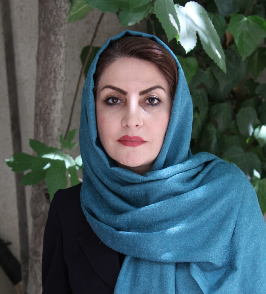 حکیمه امیر آزاد