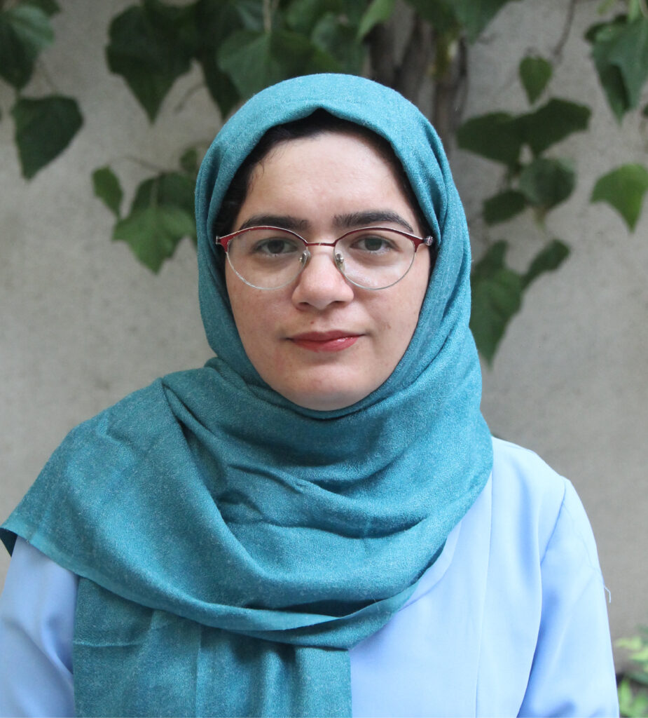 زهره شریفی مقدم