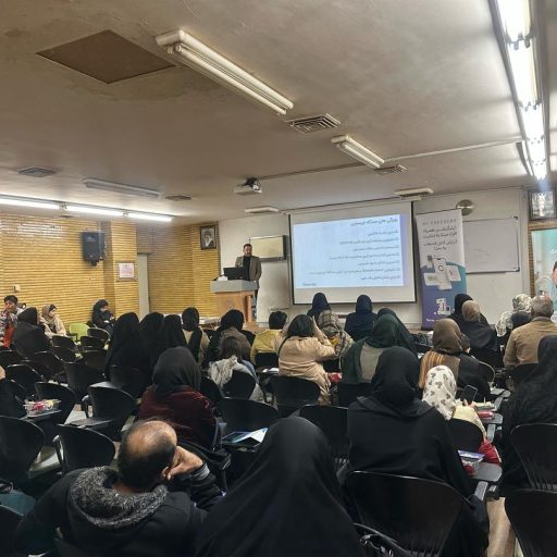 برگزاری برنامه آموزشی خود مدیریتی دیابت نوع یک در بیمارستان شهید بهشتی کاشان