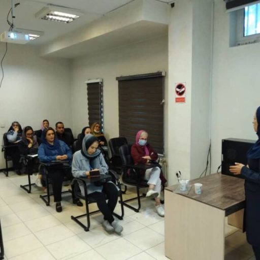 برگزاری جلسات آموزشی در سرای محلات