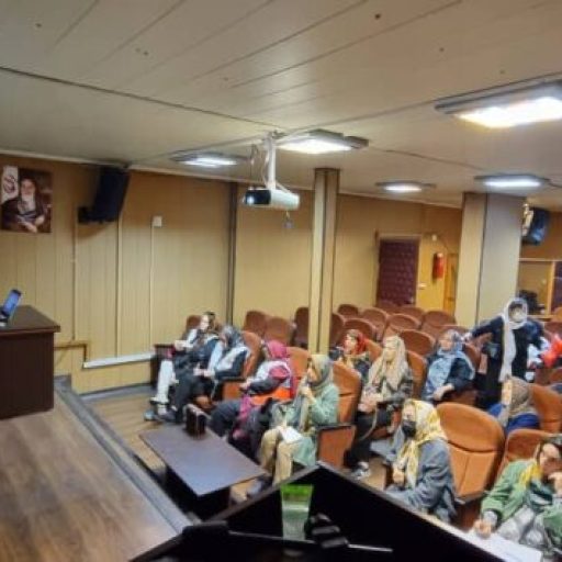 برگزاری جلسات آموزشی در سرای محلات